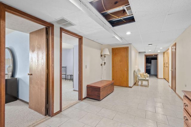 1052 Broken Arrow Estates Road, Lampe, MO 65681