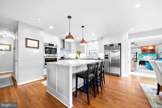 15014 TARLETON DR, Centreville, VA 20120