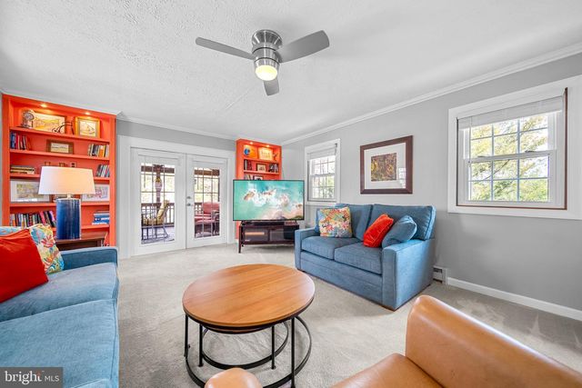 15014 TARLETON DR, Centreville, VA 20120