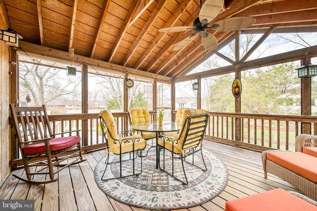 15014 TARLETON DR, Centreville, VA 20120