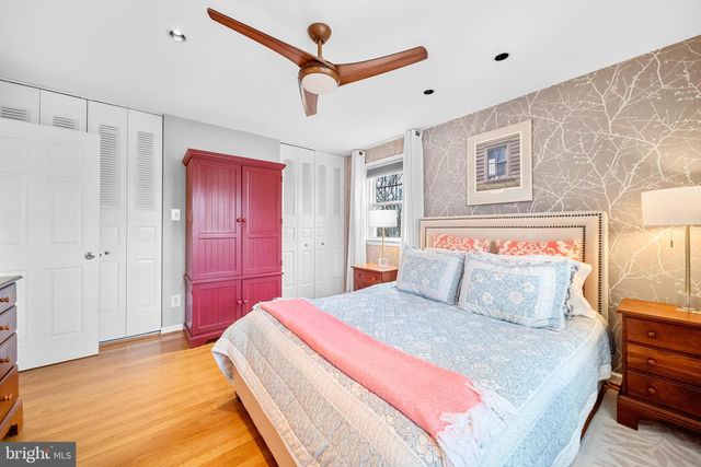 15014 TARLETON DR, Centreville, VA 20120