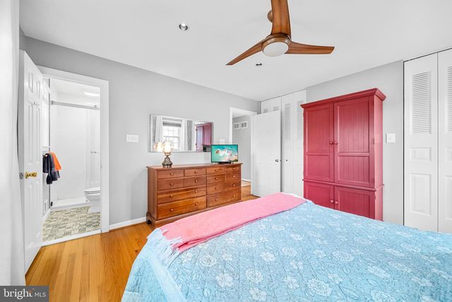 15014 TARLETON DR, Centreville, VA 20120