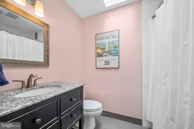 15014 TARLETON DR, Centreville, VA 20120