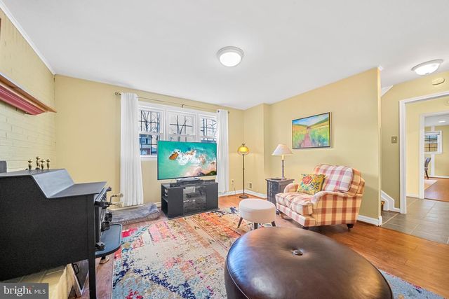 15014 TARLETON DR, Centreville, VA 20120