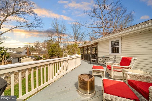 15014 TARLETON DR, Centreville, VA 20120