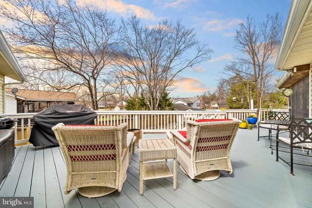 15014 TARLETON DR, Centreville, VA 20120