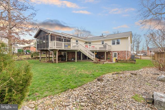 15014 TARLETON DR, Centreville, VA 20120