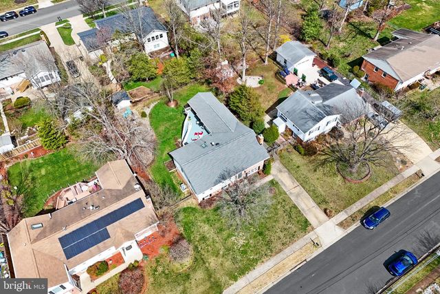 15014 TARLETON DR, Centreville, VA 20120