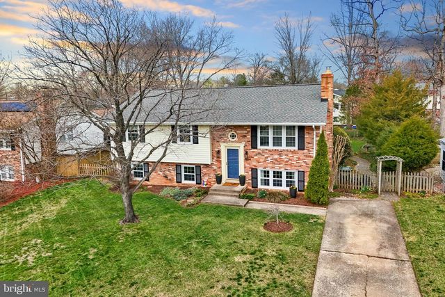 15014 TARLETON DR, Centreville, VA 20120