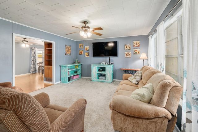 302 Vernon ST, Thrall, TX 76578