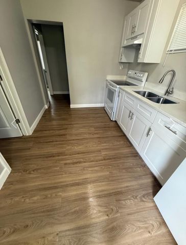 962 19 AVENUE S C, St Petersburg, FL 33705