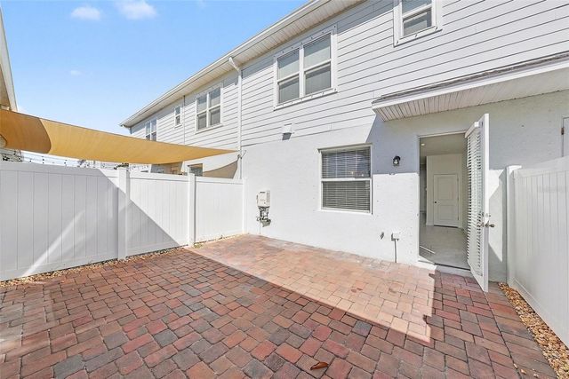 15442 CARAVAN AVENUE, Odessa, FL 33556