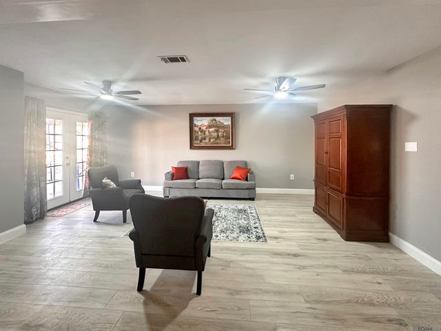 11139 Old Baton Rouge Hwy, Hammond, LA 70403