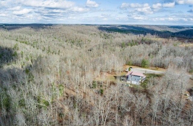 50145 Buckeye Ln, Crawford, TN 38554