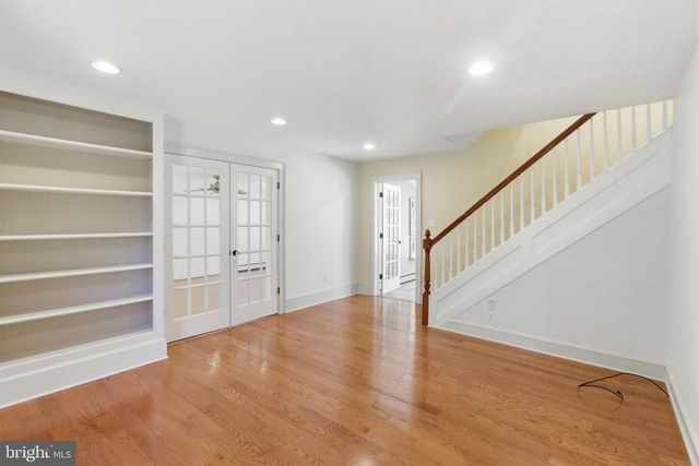 57 LINCOLN AVE, Lambertville, NJ 08530