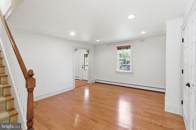 57 LINCOLN AVE, Lambertville, NJ 08530