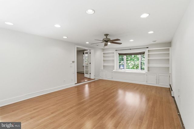 57 LINCOLN AVE, Lambertville, NJ 08530