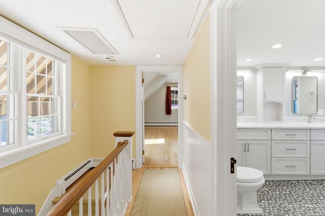 57 LINCOLN AVE, Lambertville, NJ 08530