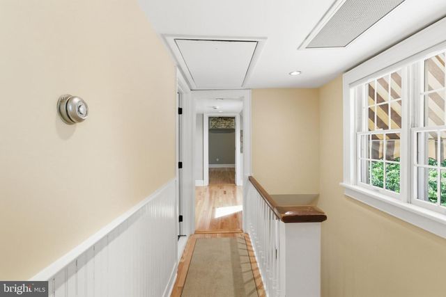 57 LINCOLN AVE, Lambertville, NJ 08530