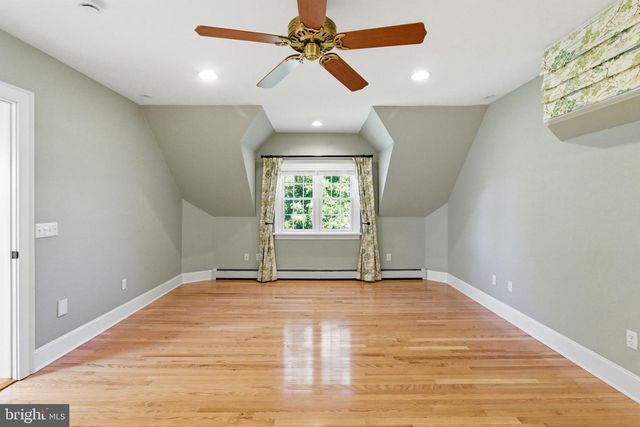 57 LINCOLN AVE, Lambertville, NJ 08530