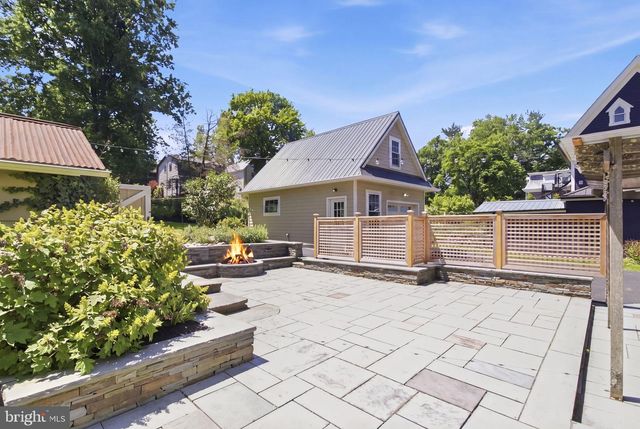 57 LINCOLN AVE, Lambertville, NJ 08530