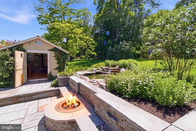 57 LINCOLN AVE, Lambertville, NJ 08530