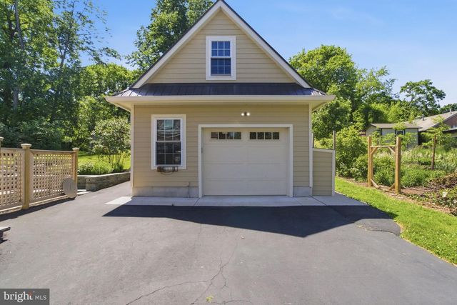 57 LINCOLN AVE, Lambertville, NJ 08530