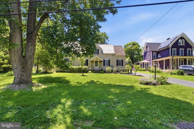 57 LINCOLN AVE, Lambertville, NJ 08530