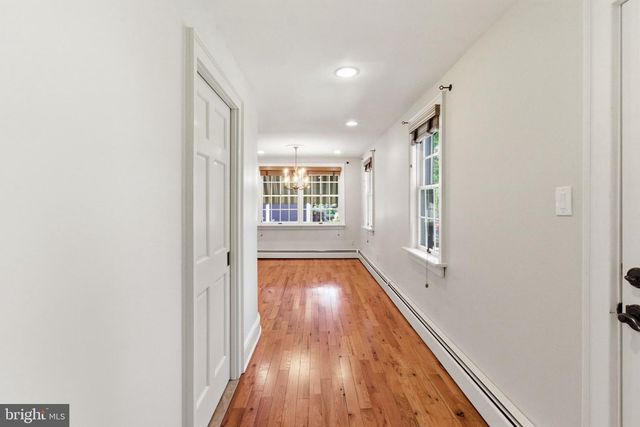 57 LINCOLN AVE, Lambertville, NJ 08530