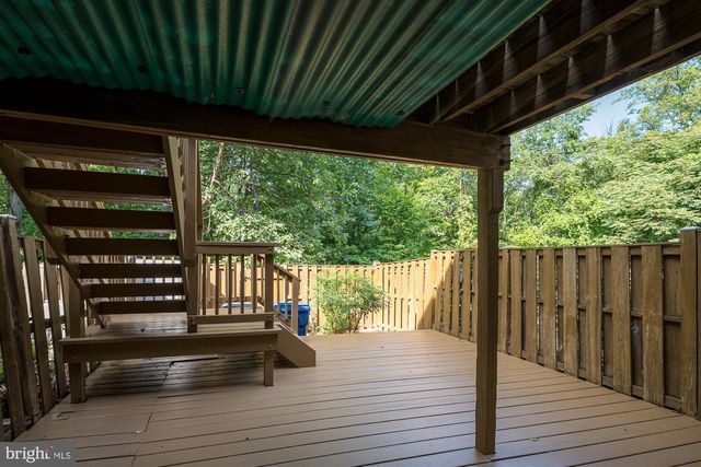 5714 EVERGREEN KNOLL CT, Alexandria, VA 22303