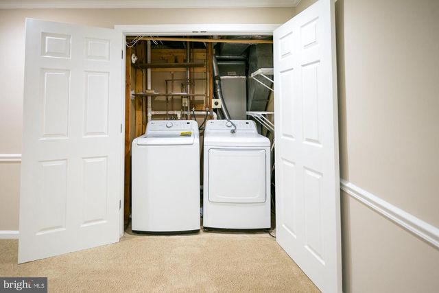 5714 EVERGREEN KNOLL CT, Alexandria, VA 22303