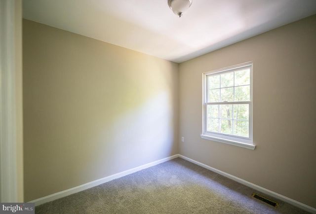 5714 EVERGREEN KNOLL CT, Alexandria, VA 22303