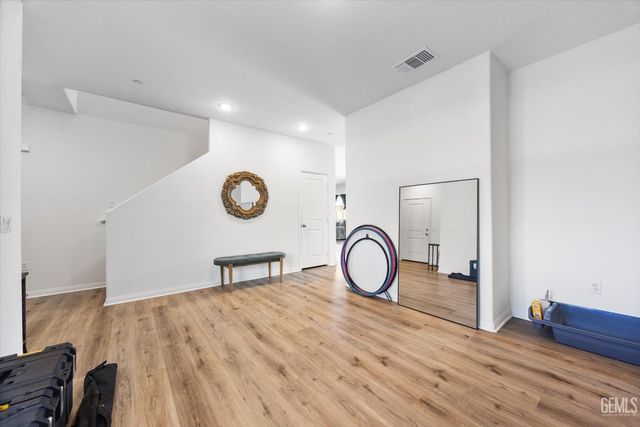 10806 Monte Video Place, Bakersfield, CA 93306