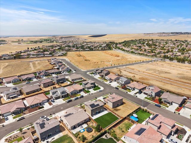 10806 Monte Video Place, Bakersfield, CA 93306