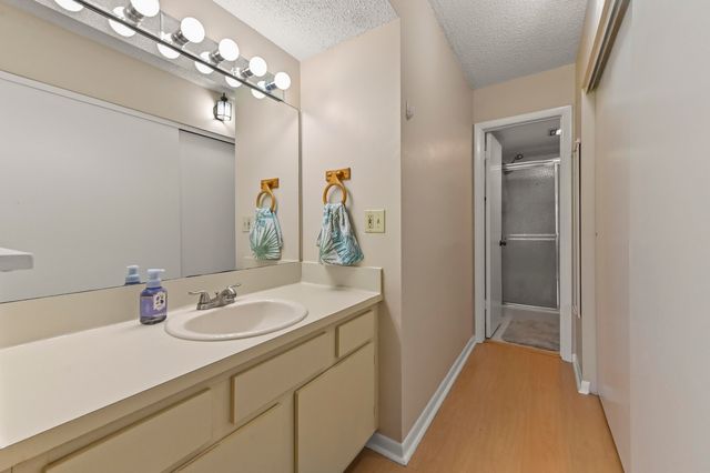 6500 Chasewood Drive A, Jupiter, FL 33458