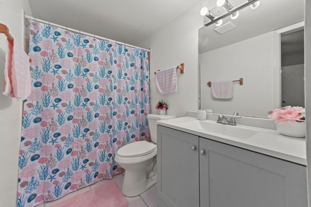 6500 Chasewood Drive A, Jupiter, FL 33458