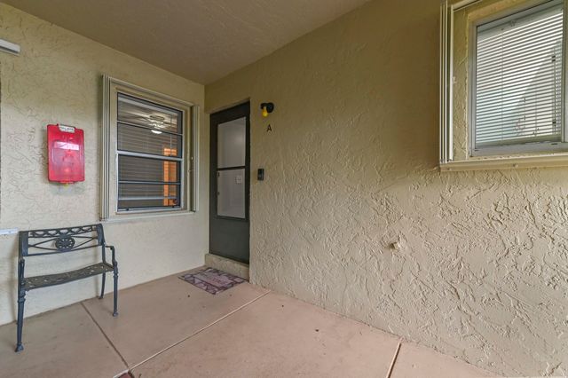 6500 Chasewood Drive A, Jupiter, FL 33458