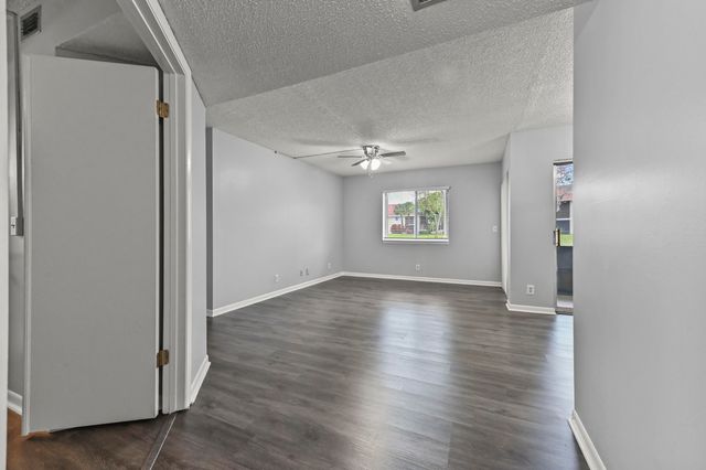 6500 Chasewood Drive A, Jupiter, FL 33458