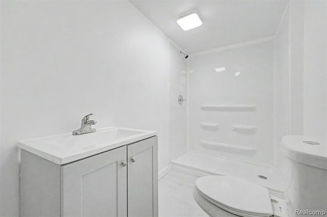 2038 N Mildred Street, Dearborn, MI 48128