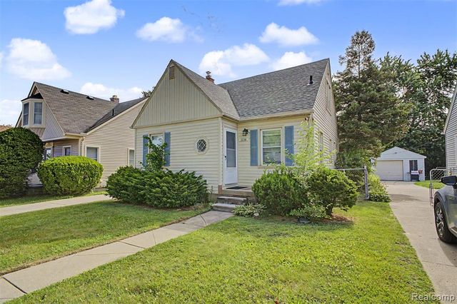 2038 N Mildred Street, Dearborn, MI 48128