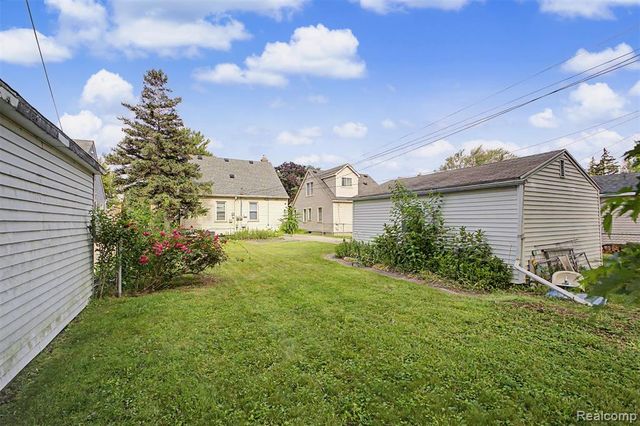 2038 N Mildred Street, Dearborn, MI 48128