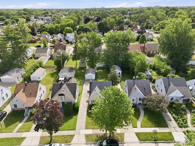 2038 N Mildred Street, Dearborn, MI 48128
