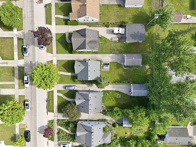 2038 N Mildred Street, Dearborn, MI 48128