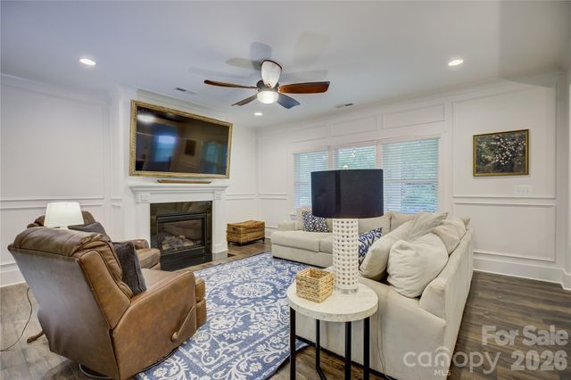 418 Crisfield Court, York, SC 29745