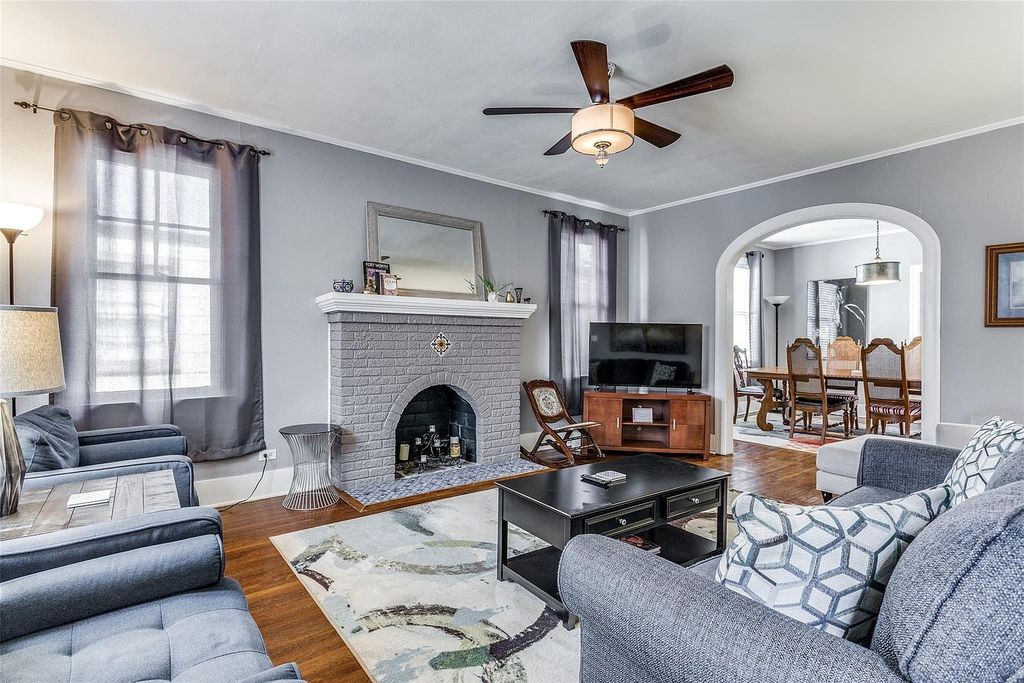 3211 Cockrell Avenue, Fort Worth, TX 76109 — photo 4