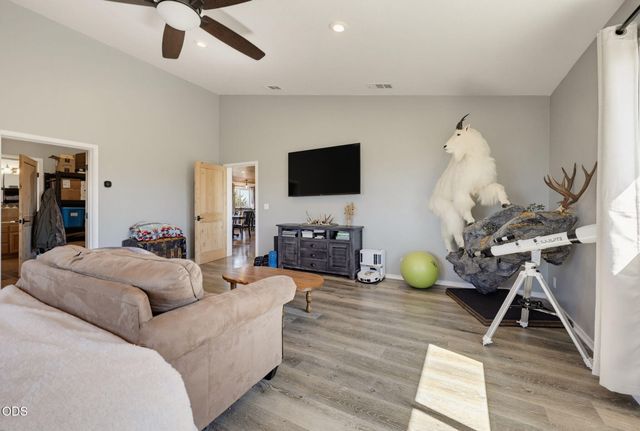 7036 Griffin Lane, Jacksonville, OR 97530