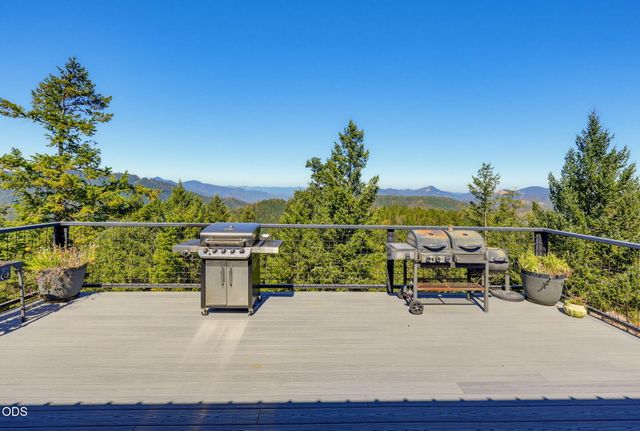 7036 Griffin Lane, Jacksonville, OR 97530