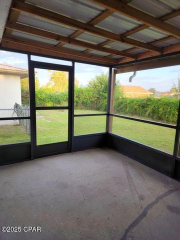 412 W 26th Street, Lynn Haven, FL 32444