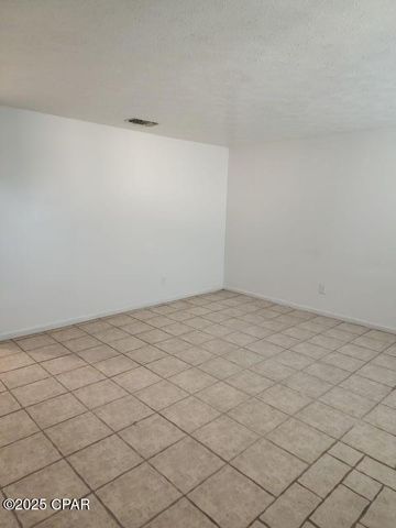 412 W 26th Street, Lynn Haven, FL 32444