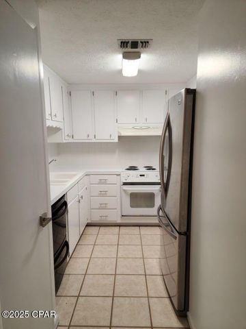 412 W 26th Street, Lynn Haven, FL 32444